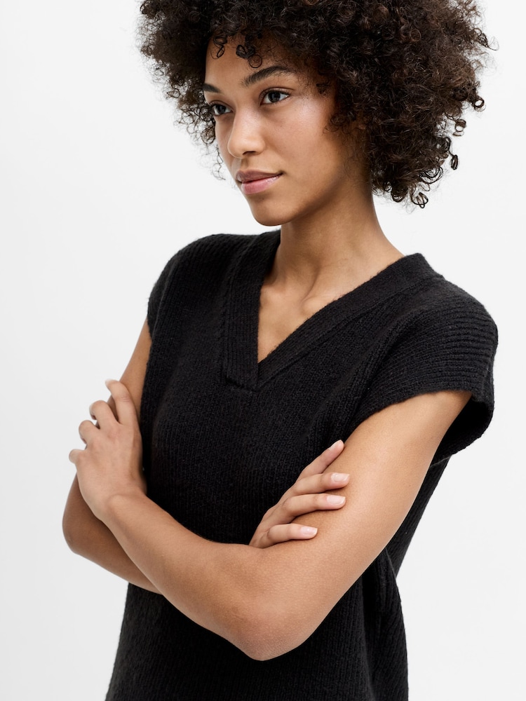 French Connection Black Junia V-Neck Vest - Image 2 of 6 French Connection Black Junia V-Neck Vest - Image 2 of 6