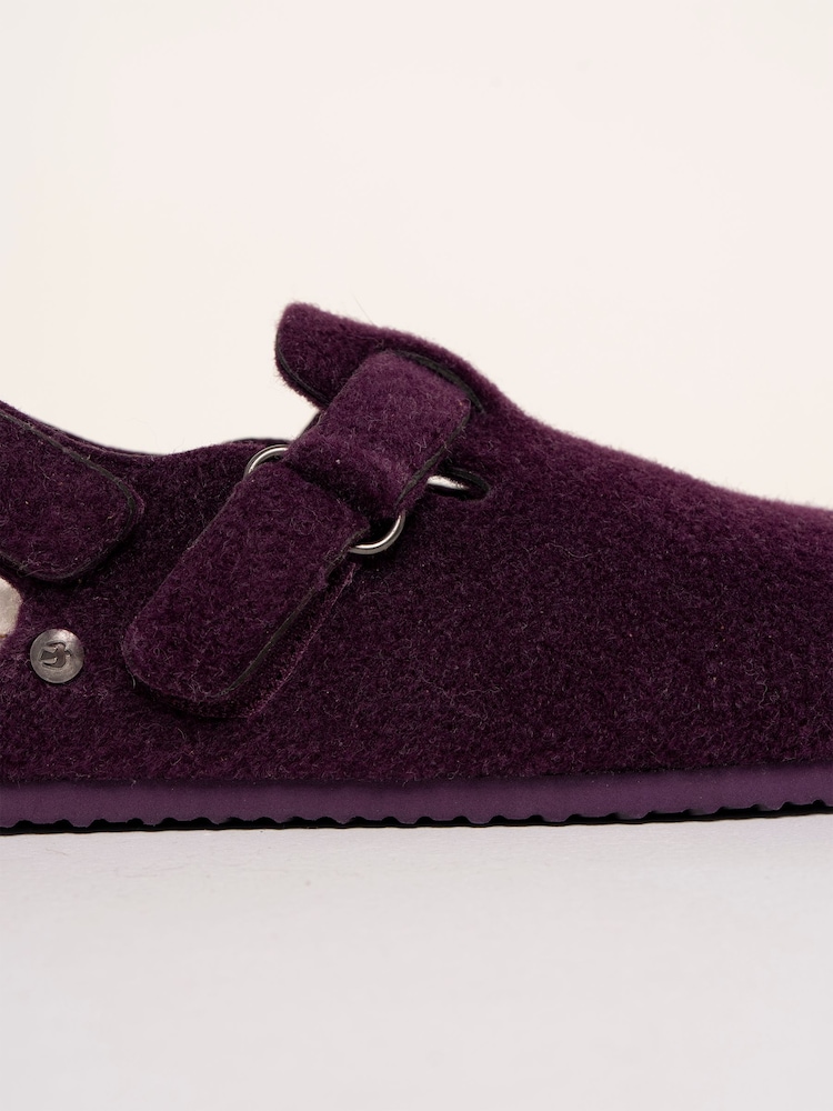 Brakeburn Brown Arctic Plush Slippers - Image 5 of 5 Brakeburn Brown Arctic Plush Slippers - Image 5 of 5