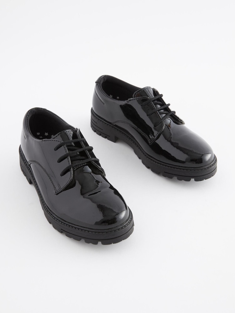 Schwarzes Lackleder - Derby-Schuhe zum Schnüren für die Schule - Bild 2 von 6