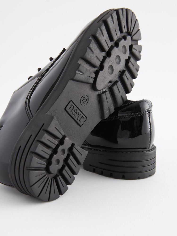 Schwarzes Lackleder - Derby-Schuhe zum Schnüren für die Schule - Bild 6 von 6 Schwarzes Lackleder - Derby-Schuhe zum Schnüren für die Schule - Bild 6 von 6