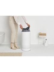Brabantia White Laundry Bin 35L With Plastic Lid - Image 4 of 4