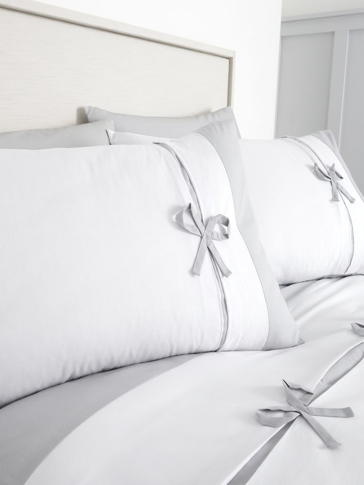 Catherine Lansfield White/Silver Milo Bow Duvet Cover Set - Image 2 of 4