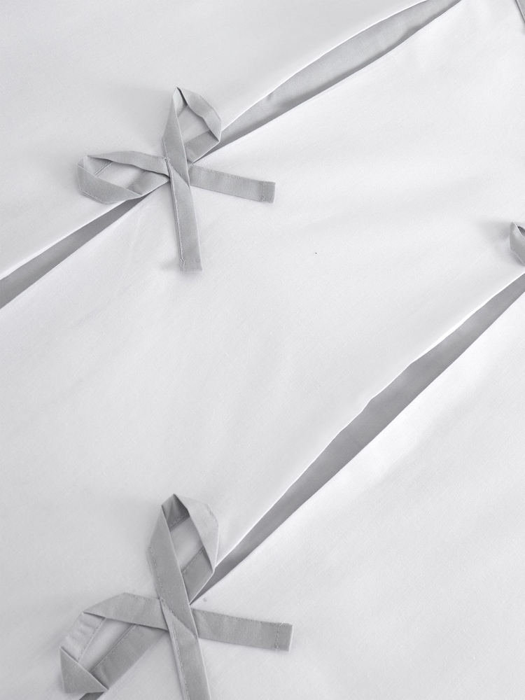 Catherine Lansfield White/Silver Milo Bow Duvet Cover Set - Image 4 of 4