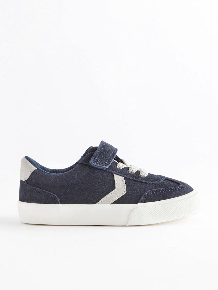 Marineblau/blau - Turnschuhe mit Chevrondesign und Klettverschluss - Bild 2 von 5 Marineblau/blau - Turnschuhe mit Chevrondesign und Klettverschluss - Bild 2 von 5