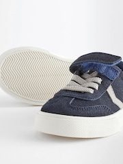 Marineblau/blau - Turnschuhe mit Chevrondesign und Klettverschluss - Bild 3 von 5