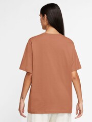 Nike Pink Chrome Sportswear T-Shirt - Image 2 of 5