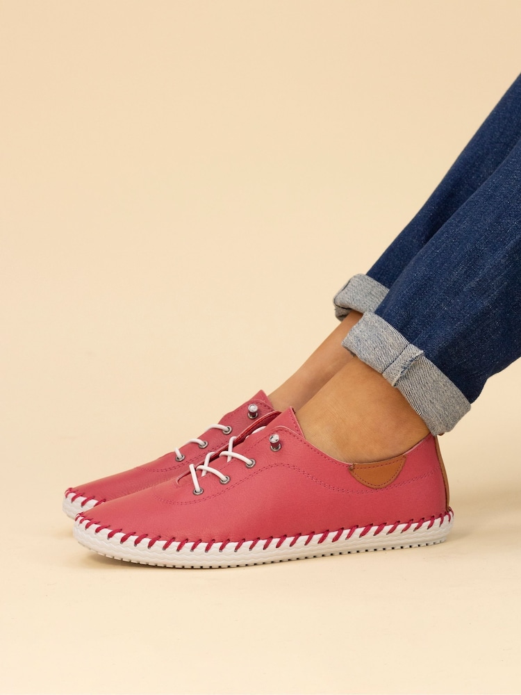 Rasberry - Lunar St. Ives Stoffschuhe - Bild 1 von 10 Rasberry - Lunar St. Ives Stoffschuhe - Bild 1 von 10