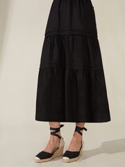 Ro&Zo Black Linen Shirred Waist Midi Dress - Image 7 of 8