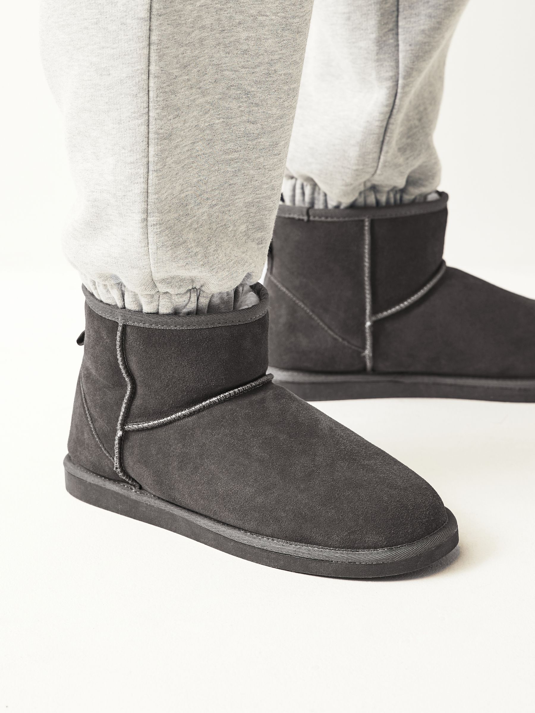 Luxury slipper boots sales