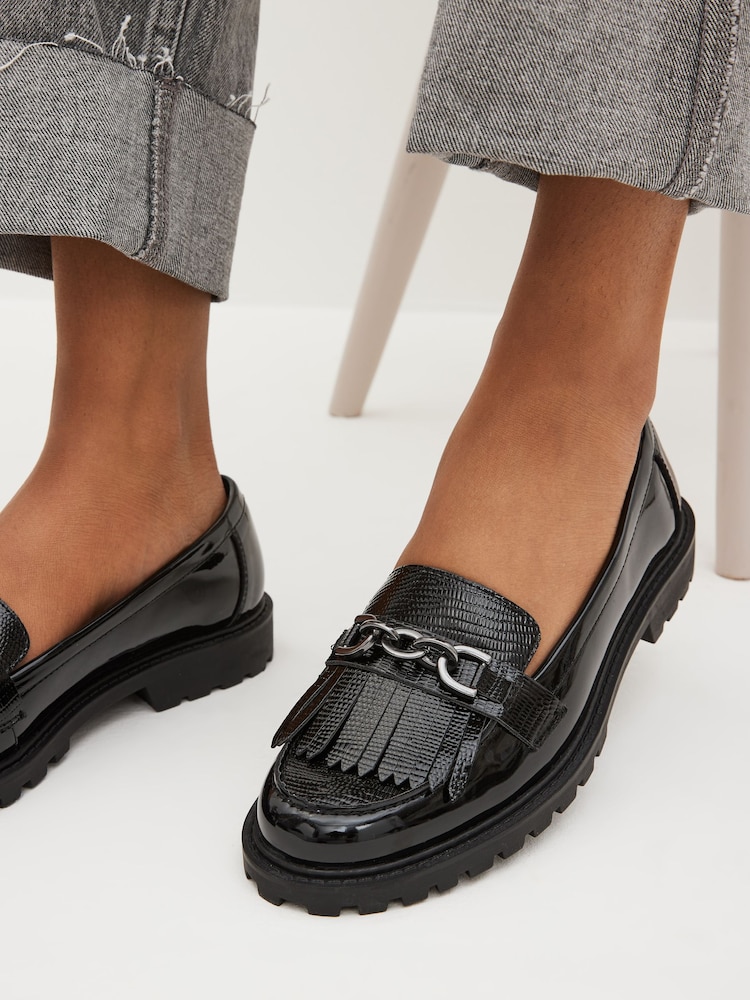 Schwarz - Forever Comfort® Loafer mit Ketten- und Quastendetails - Bild 2 von 8 Schwarz - Forever Comfort® Loafer mit Ketten- und Quastendetails - Bild 2 von 8