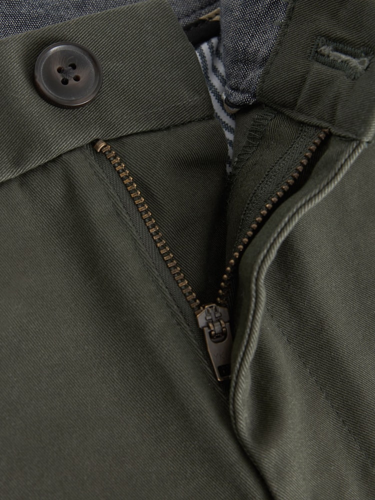Vert kaki - Ajustement droit - Pantalon chino stretch - Image 7 of 9
