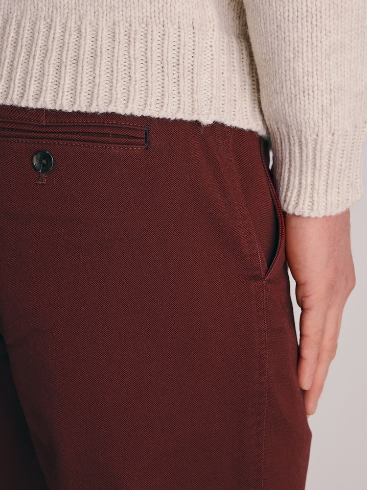 Röd - Vanlig passform - Brook Taverner Cavalry Twill Stretch Byxor - Bild 4 av 4