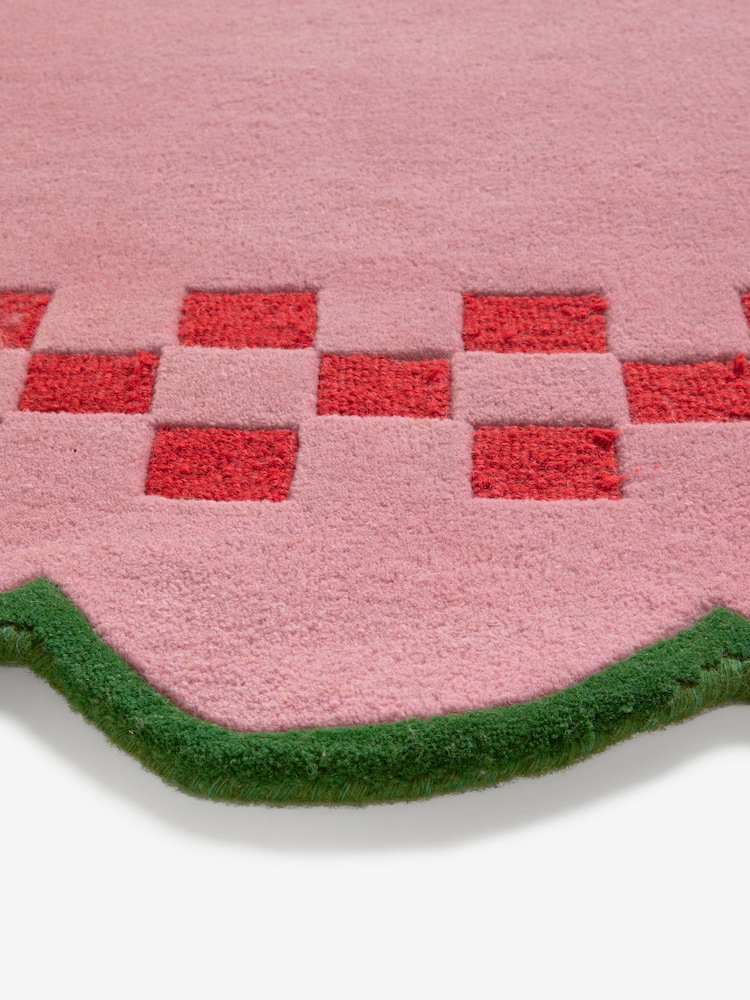 Eleanor Bowmer Pink Checkerboard Scalloped Edge Wool Rug - Image 6 of 6