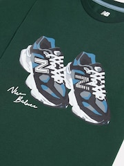 New Balance 9060 그래픽 콜라주 티셔츠 - 8의 이미지 8