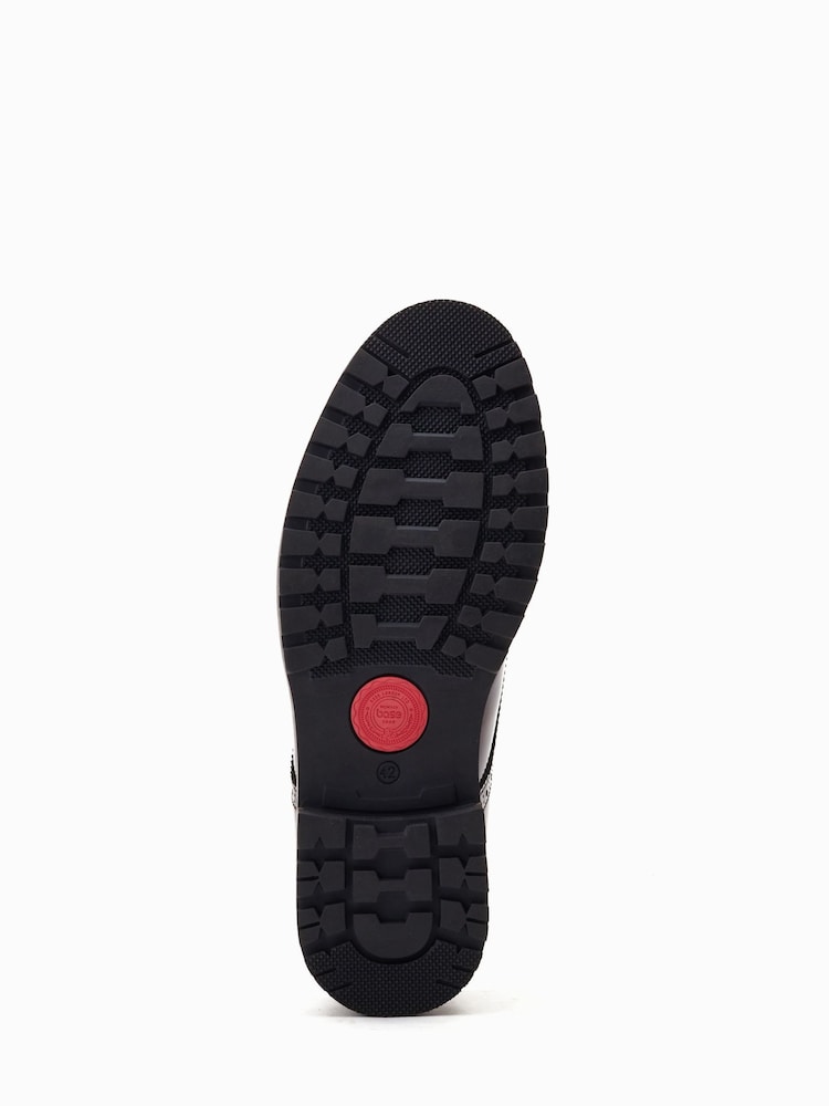 Rouge - Base London Chaussures Richelieu à lacets Gibbs - Image 5 of 6