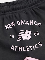 New Balance Varsity Grafičke Kratke Hlače - Slika 3 od 4