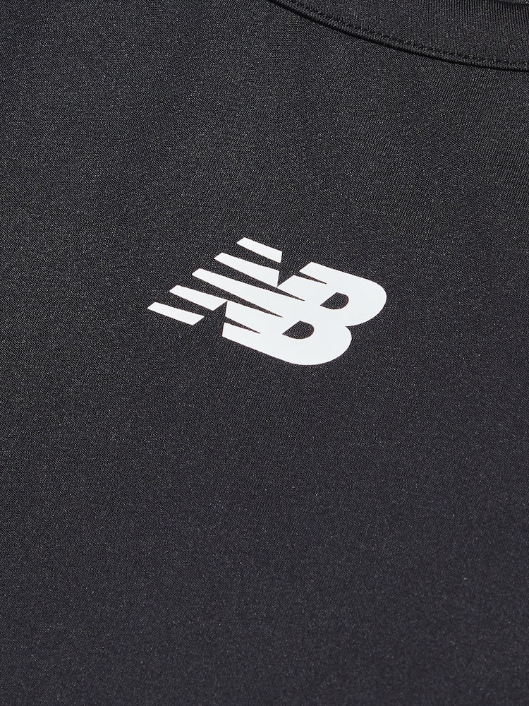 Svart - New Balance NB Harmony Fitted T-skjorte - Bilde 3 av 3
