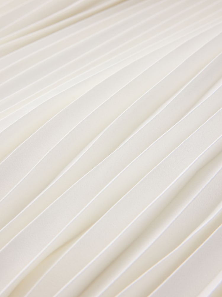 CERENE Bea Cream Long Sleeve Knit Bodice Pleated Skirt Dress - Image 11 of 11 CERENE Bea Cream Long Sleeve Knit Bodice Pleated Skirt Dress - Image 11 of 11