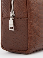 OSPREY LONDON The Nevada Leather Washbag - Image 4 of 4
