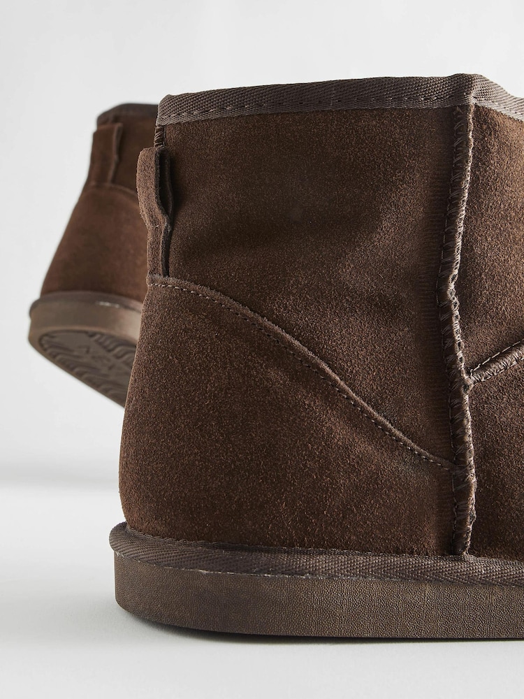 Brun - Bottines chaussons luxueuses doublées de daim en fausse fourrure - Image 3 of 5
