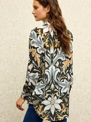 Morris & Co. Severne Floral Black & White Print Textured Long Sleeve Shirt with Pocket - Image 3 of 4