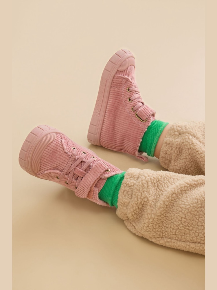 Rozā - KIDLY by MORI Corduroy Hightop Trainers - Attēls 1 no 4 Rozā - KIDLY by MORI Corduroy Hightop Trainers - Attēls 1 no 4