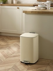 Cream 20L Soft Close Pedal Bin - Image 1 of 4