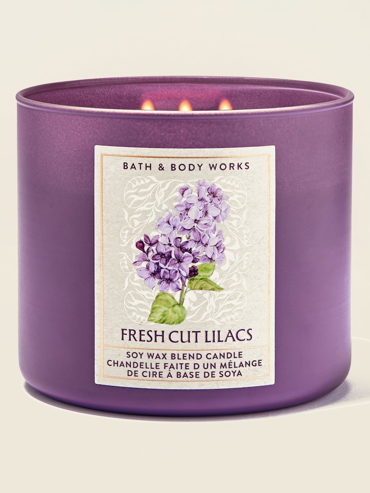 Bath & Body Works Fresh Cut Lilacs Candle 411g - Image 2 of 3 Bath & Body Works Fresh Cut Lilacs Candle 411g - Image 2 of 3