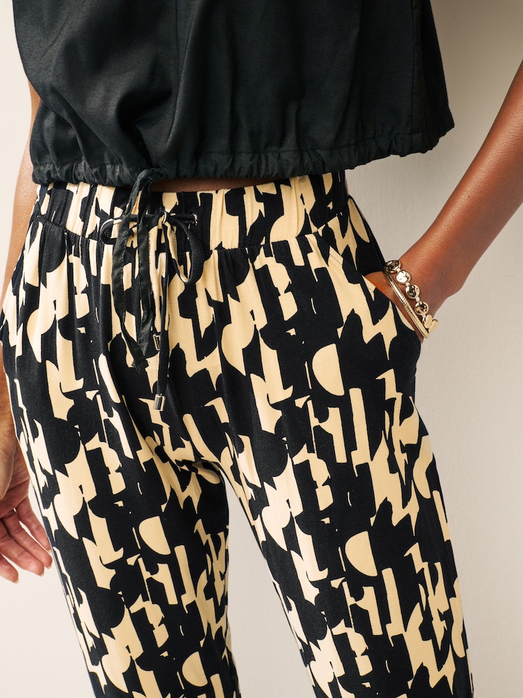 Black/Cream Jersey Joggers - Image 4 of 6