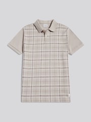 Crema - U.S. Polo Assn Jacquard Check Polo Shirt - Imagen 5 de 7