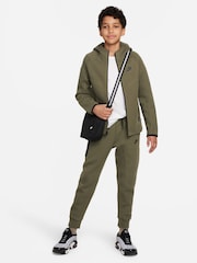 Olivgrün - Nike Tech Fleece-Kapuzenjacke mit Reißverschluss - Bild 7 von 8