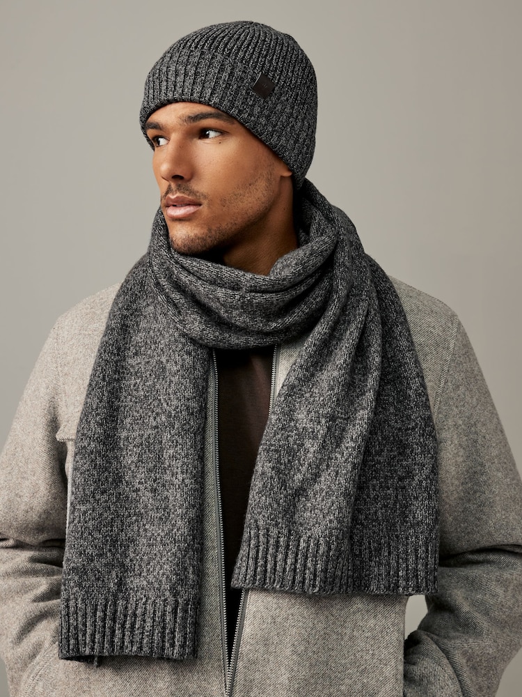 Темно-серый - Beanie Hat And Knitted Scarf Soft Touch Set - Изображение 1 из 7