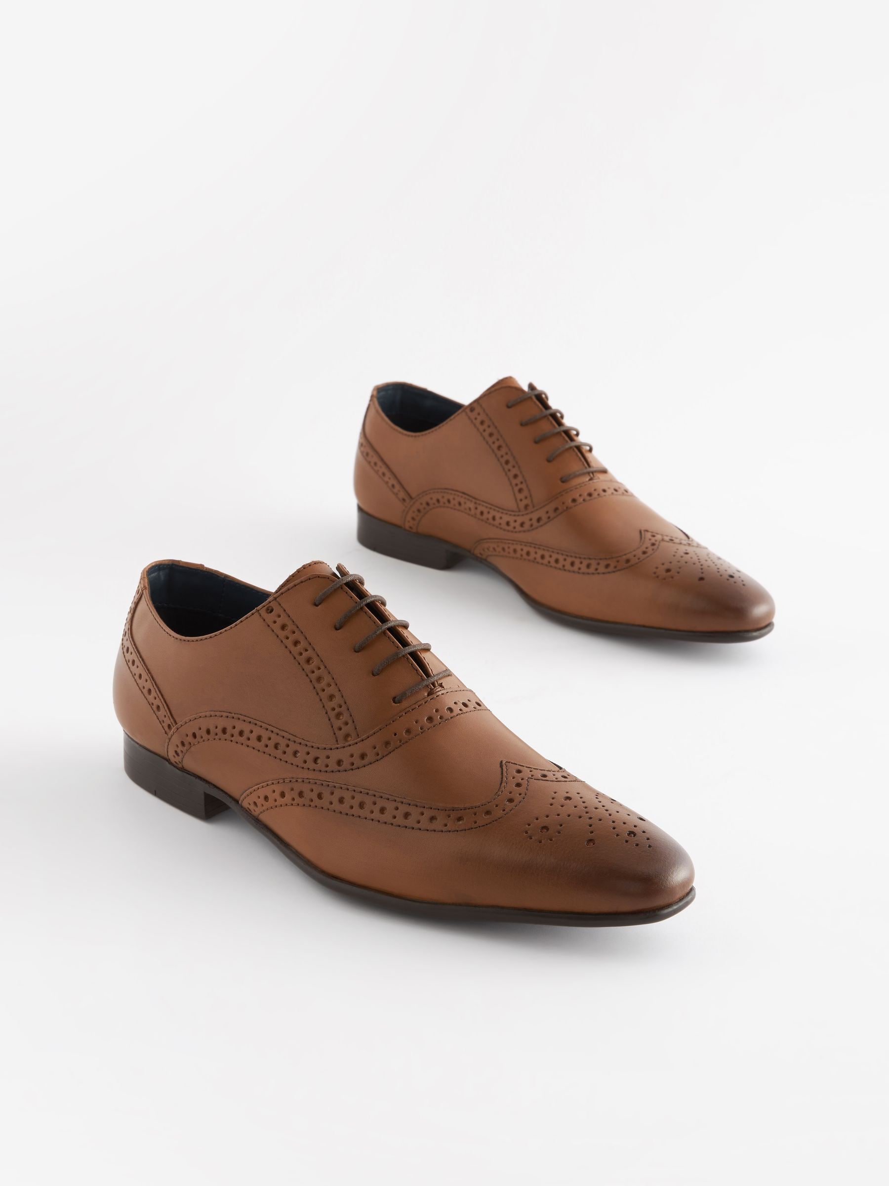 Tan oxford brogue shoes deals