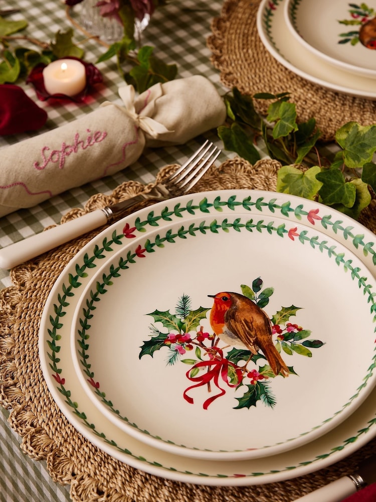 Portmeirion Set of 4 Multi Botanic Garden Christmas Holly Dinner Plates - Image 2 of 3 Portmeirion Set of 4 Multi Botanic Garden Christmas Holly Dinner Plates - Image 2 of 3