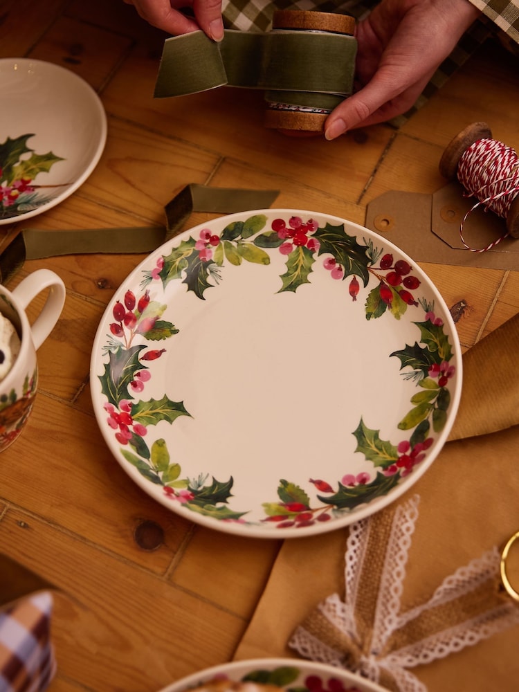 Portmeirion Set of 4 Multi Botanic Garden Christmas Holly Border Side Plates - Image 1 of 3 Portmeirion Set of 4 Multi Botanic Garden Christmas Holly Border Side Plates - Image 1 of 3
