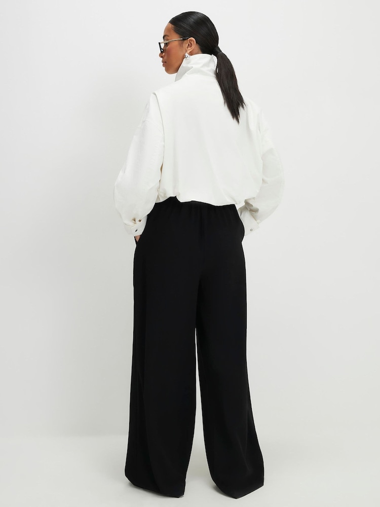 River Island Black Petite Pleated Wide Leg Trousers - Image 2 of 4