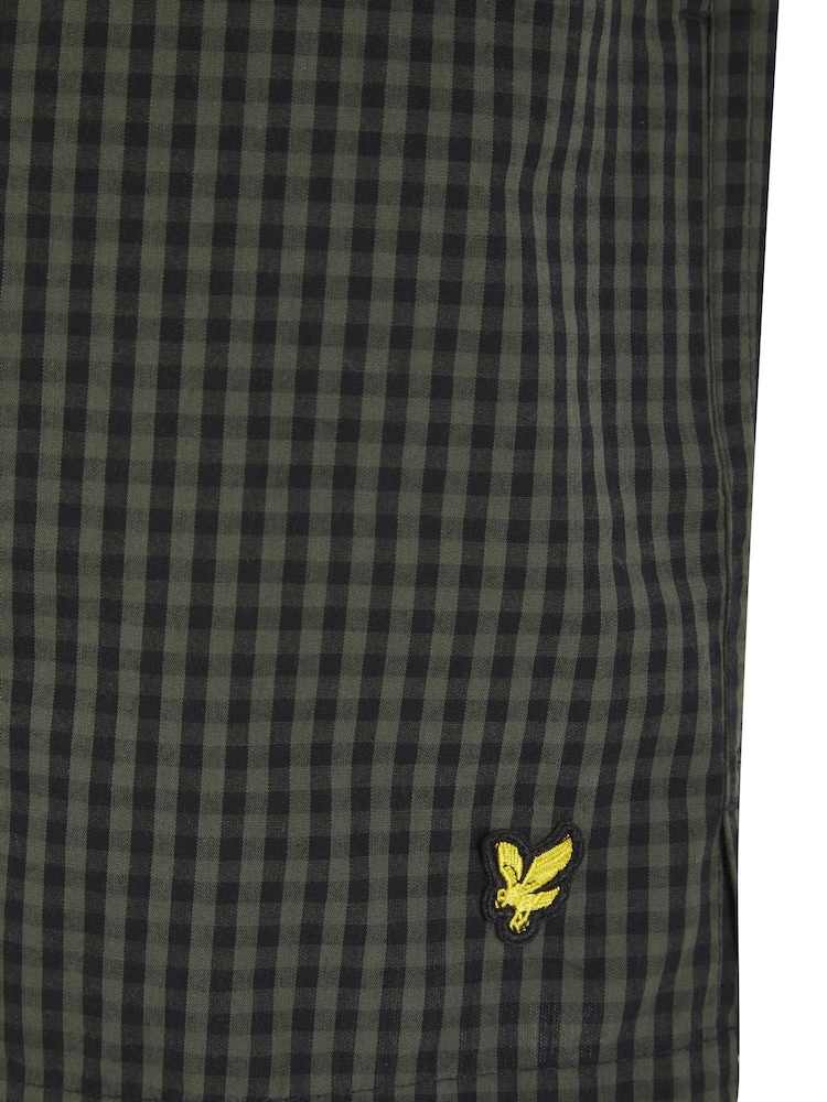 Lyle & Scott Black T-Shirt And Short Kyle Set - Image 7 of 7