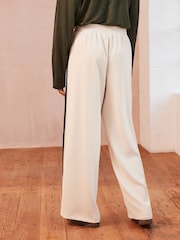 Ecru Creme/Marineblau - Hose mit weitem Bein und seitlichem Streifen - Bild 4 von 7