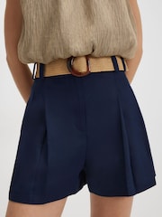 River Island Linen Blend Belted Shorts - Bild 4 von 4