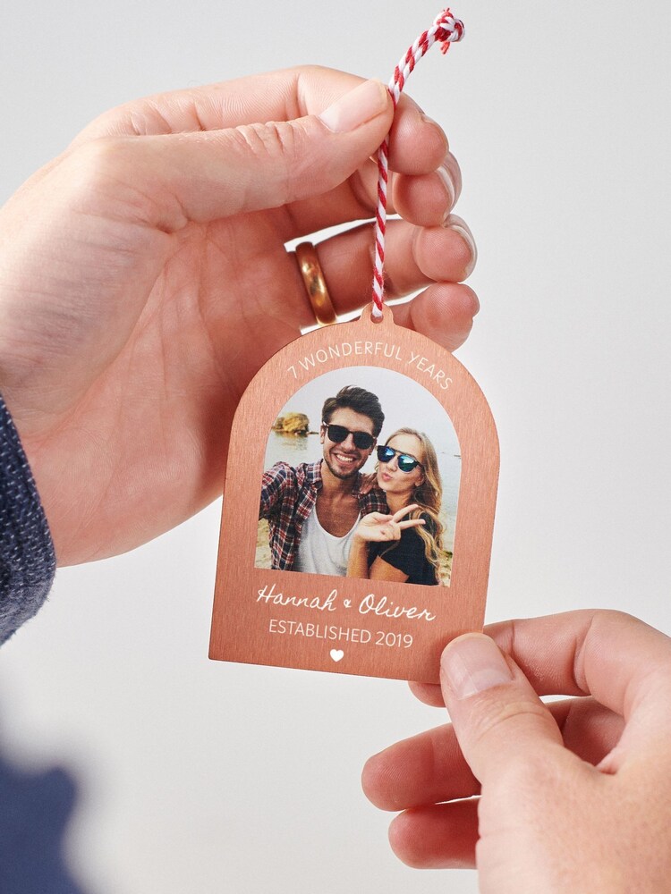 Personalised Solid Copper Seven Year Anniversary Christmas Tree Decoration by Oakdene - Εικόνα 1 του 2