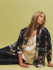 River Island Black Floral Print Kimono - Image 4 of 4