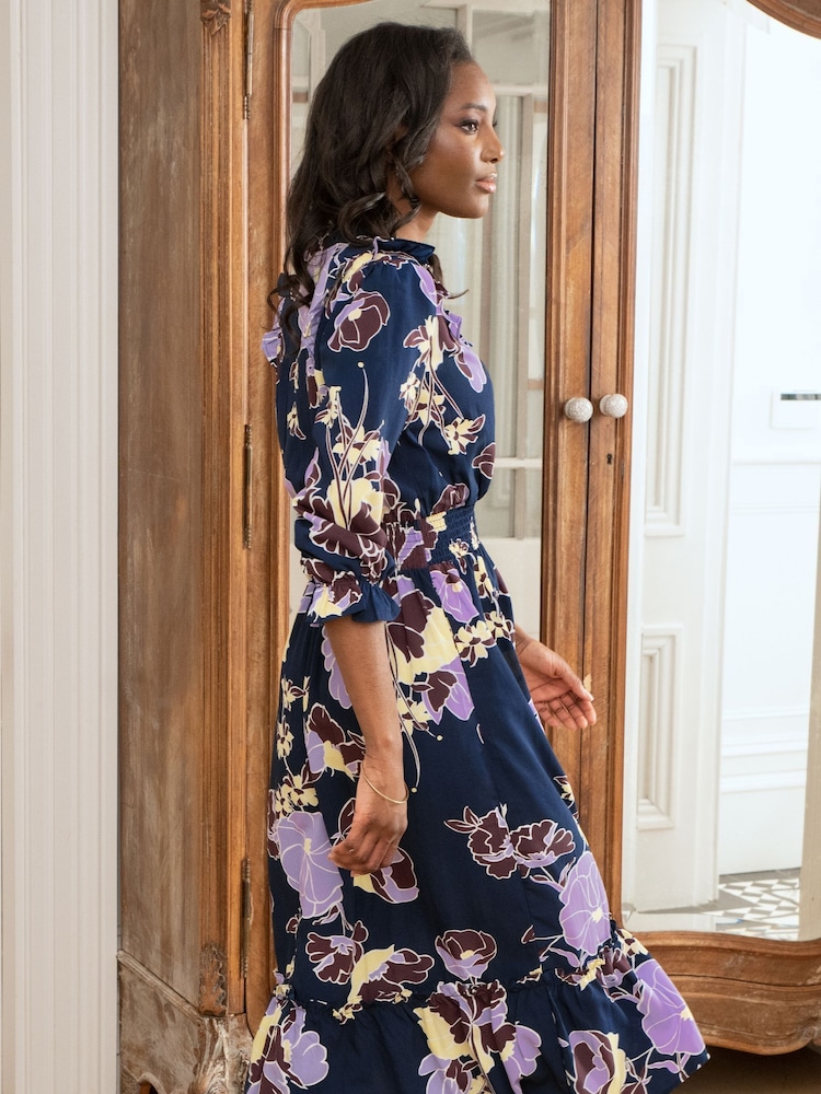 Azul marino con estampado floral - Vestido Maggie de Pour Moi - Imagen 2 de 5 Azul marino con estampado floral - Vestido Maggie de Pour Moi - Imagen 2 de 5