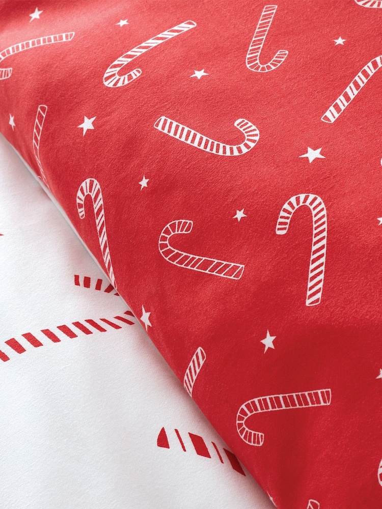 Juego de funda nórdica reversible con diseño navideño de bastones de caramelo de Catherine Lansfield - Imagen 4 de 4 Juego de funda nórdica reversible con diseño navideño de bastones de caramelo de Catherine Lansfield - Imagen 4 de 4