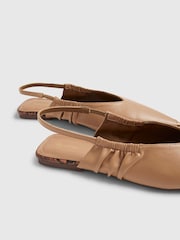 Marrón - River Island Metal Point Toe Flat Shoes - Imagen 6 de 6