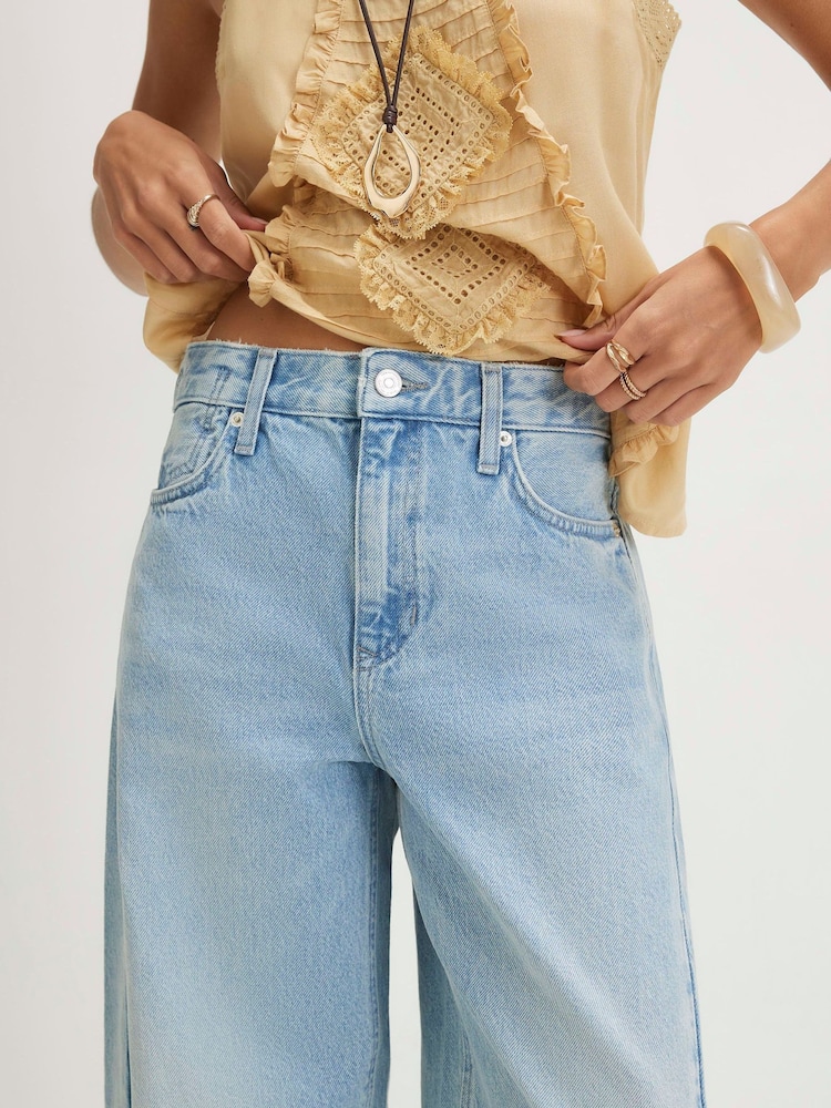 River Island Blue Twist Seam Barrel Jeans - Image 4 of 4