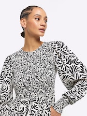 River Island Black Shirred Bodice Midi Dress - Image 2 of 4