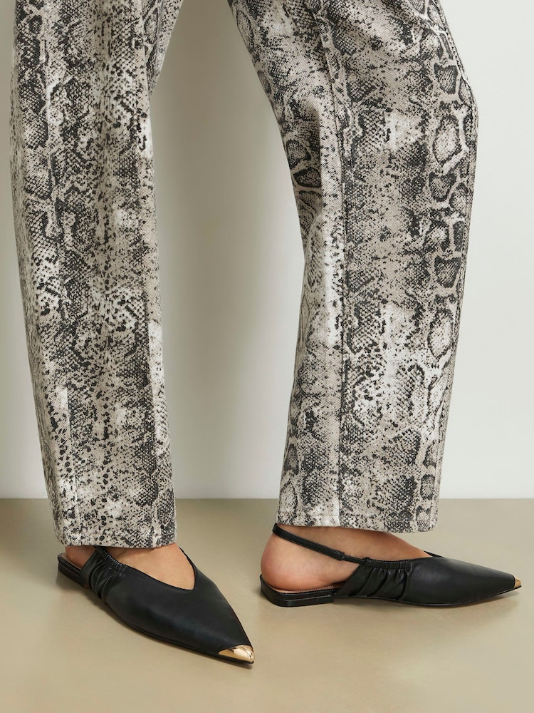 Negro - River Island Metal Point Toe Flat Shoes - Imagen 1 de 6 Negro - River Island Metal Point Toe Flat Shoes - Imagen 1 de 6