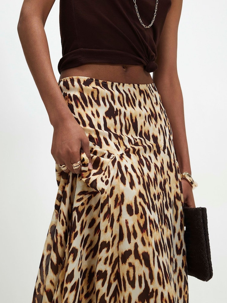 River Island Brown Leopard Print Godet Midi Skirt - Image 4 of 4 River Island Brown Leopard Print Godet Midi Skirt - Image 4 of 4