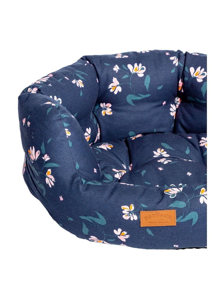 FatFace Blue Brush Floral Deluxe Slumber Dog Bed - Image 3 of 3