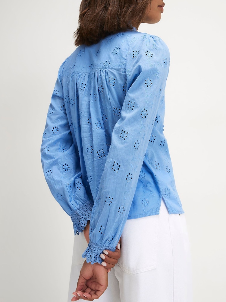 Azul - Blusa de manga larga con volantes y bordados de River Island - Imagen 4 de 4